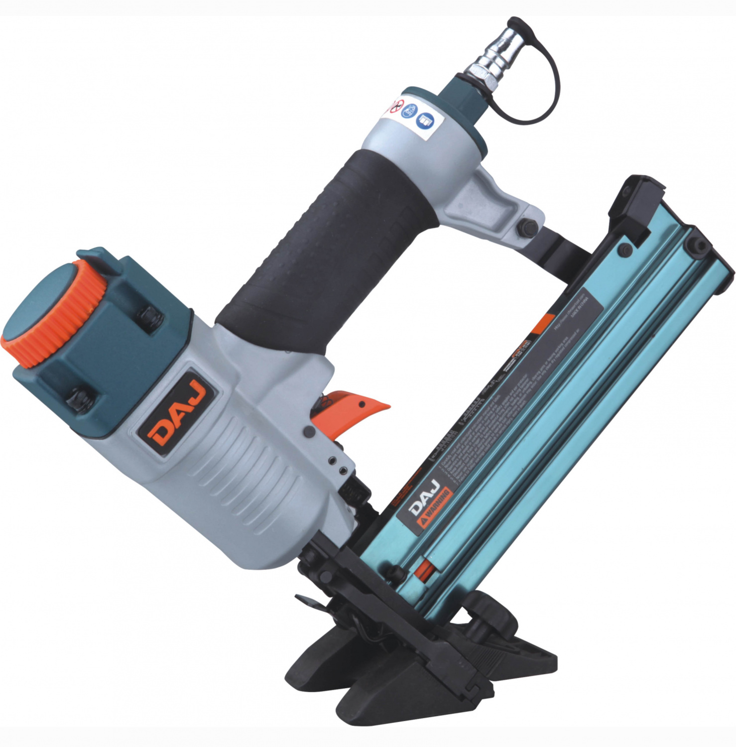 XAKC40_9040